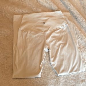 25 inch white Lululemon leggings
